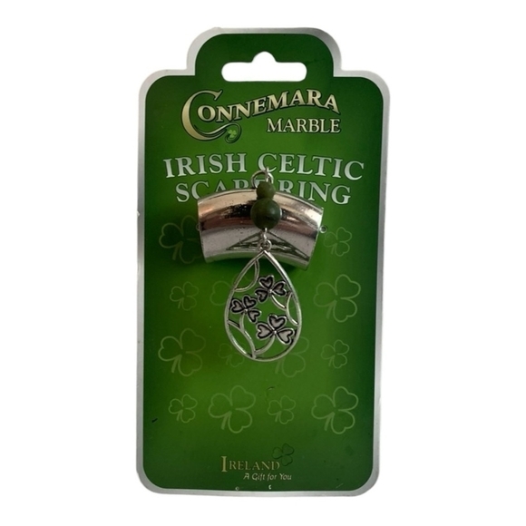 NWT CONNEMARA MARBLE Shamrock Scarf Ring Green Silver Irish Celtic Scarf Ring - Picture 2 of 3